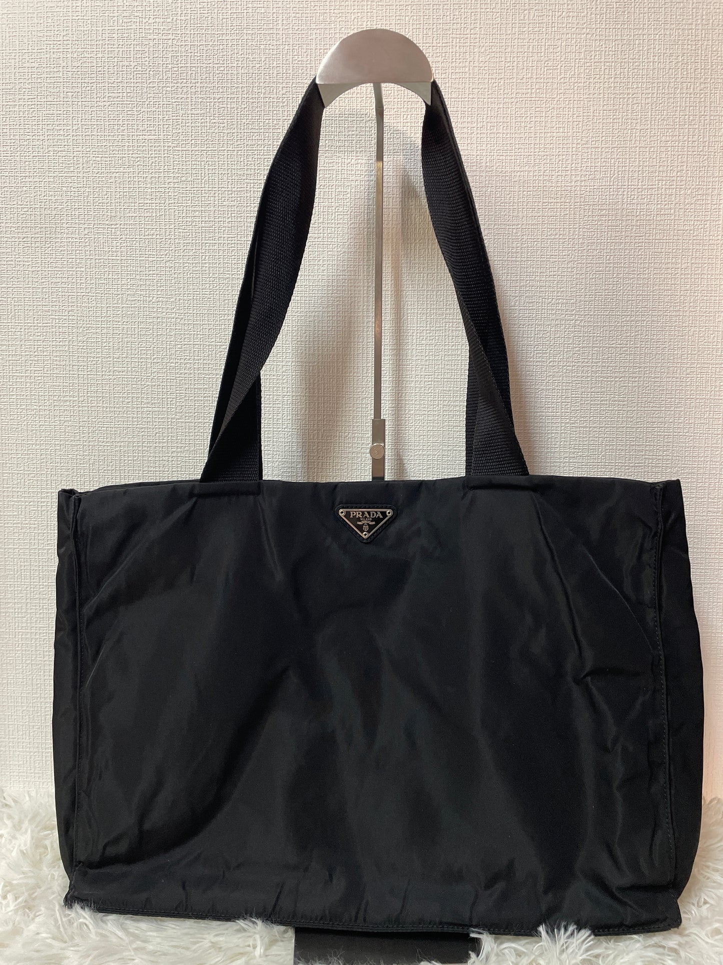 Prada ブラック系 Tote Bags A-15183