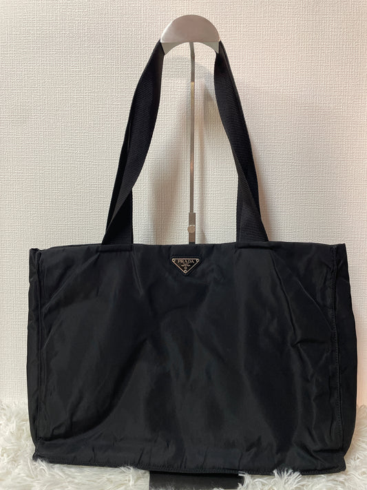 Prada ブラック系 Tote Bags A-15183