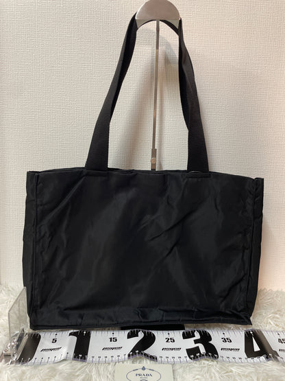 Prada ブラック系 Tote Bags A-15183
