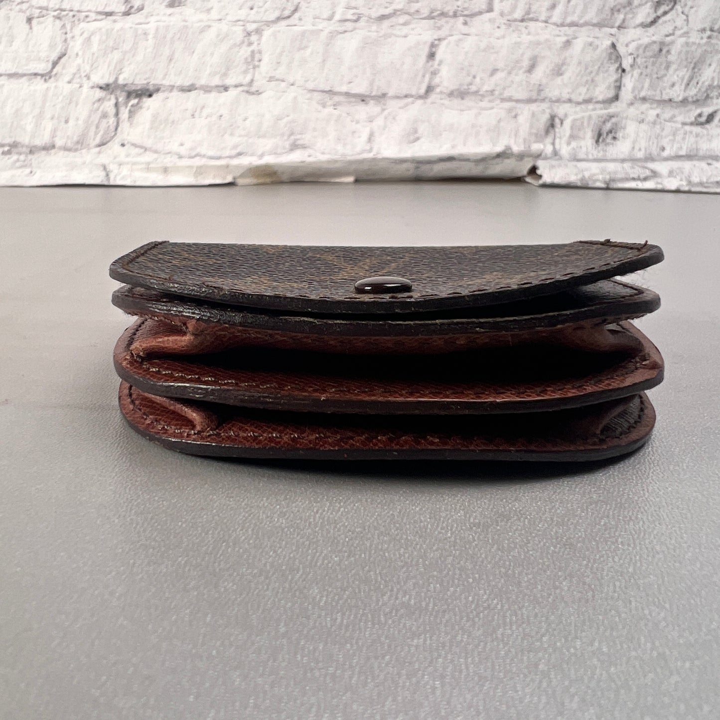 Louis Vuitton Brown Wallets A-15188