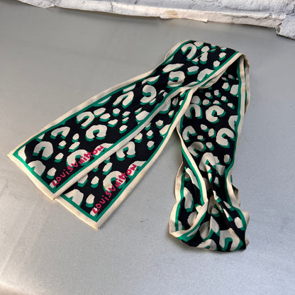 Louis Vuitton Green Scarves A-15190