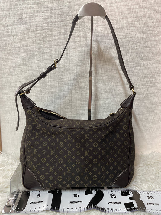 Louis Vuitton Brown Shoulder Bags A-15196