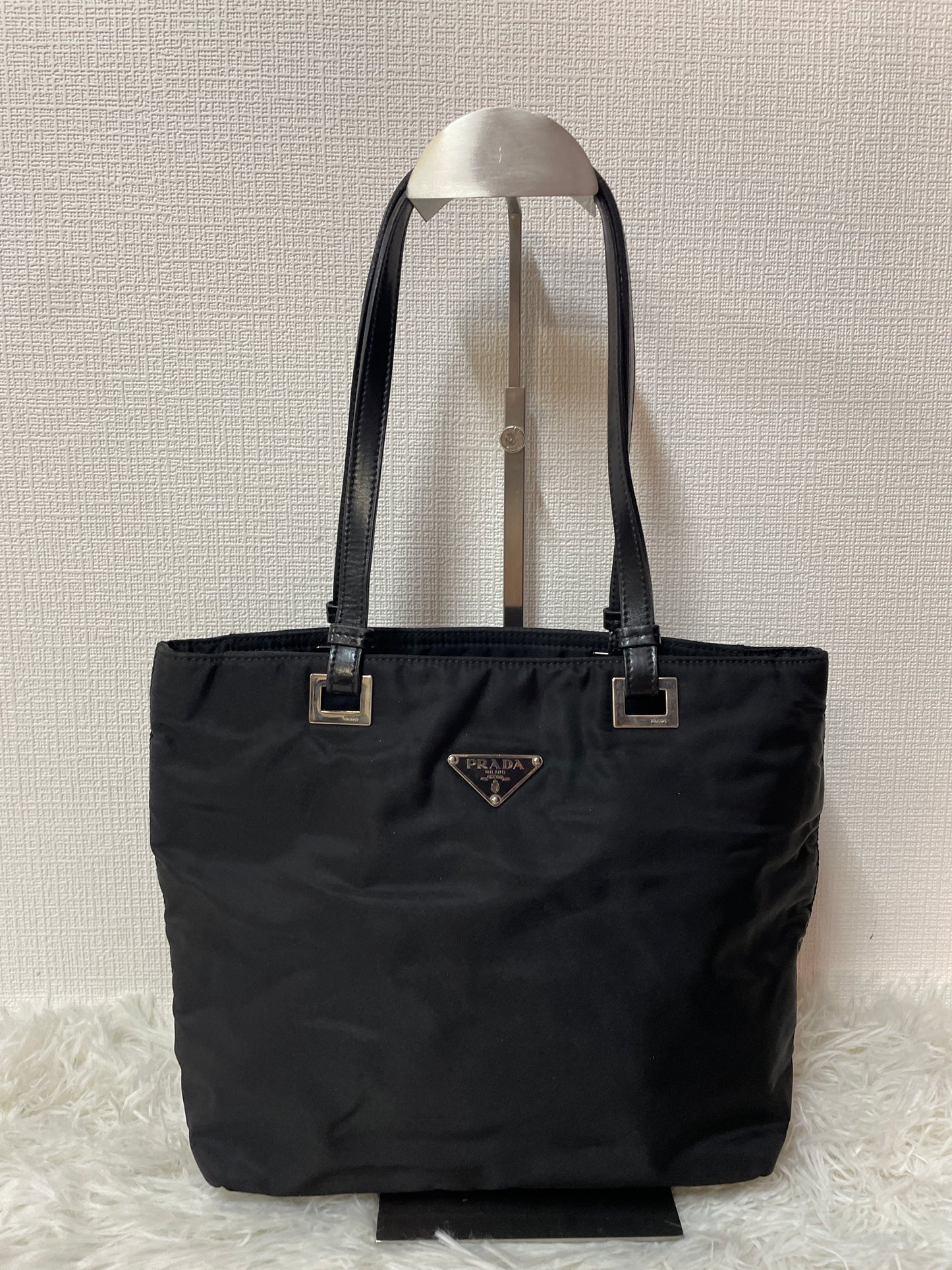 Prada ブラック系 Handle Bags A-15204