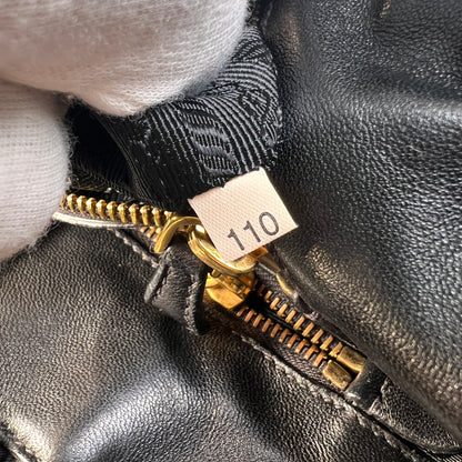 Prada Black Handle Bags A-15208