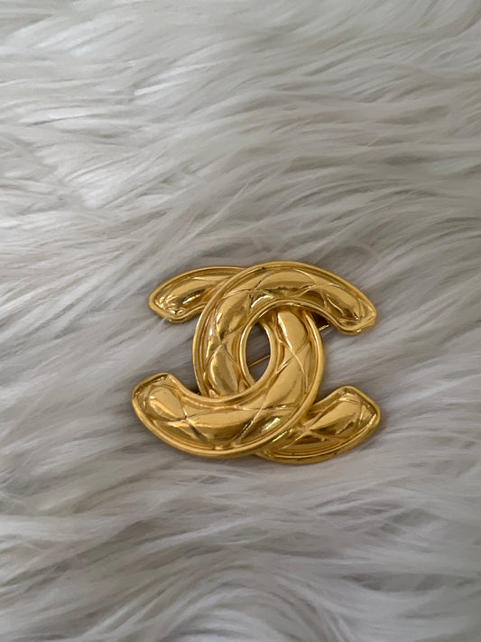 Chanel Gold Small goods A-15255