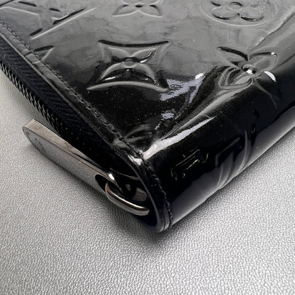 Louis Vuitton Brown Wallets A-15259