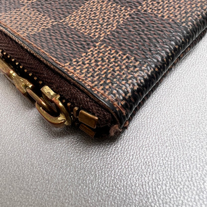 Louis Vuitton Brown Wallets A-15265