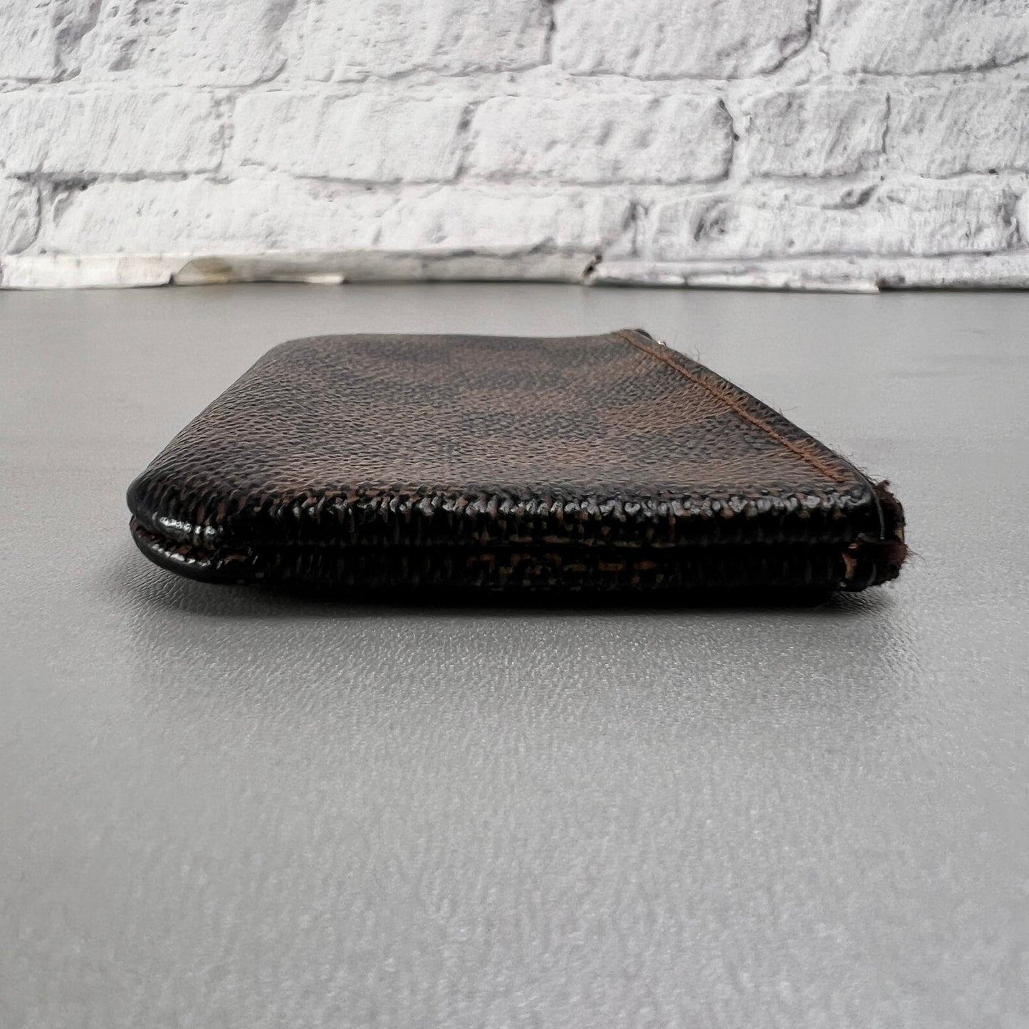 Louis Vuitton Brown Wallets A-15265