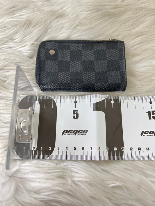 Louis Vuitton Gray Wallets A-15266