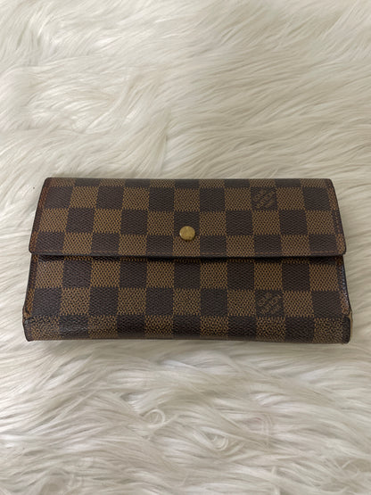 Louis Vuitton Brown Wallets A-15268