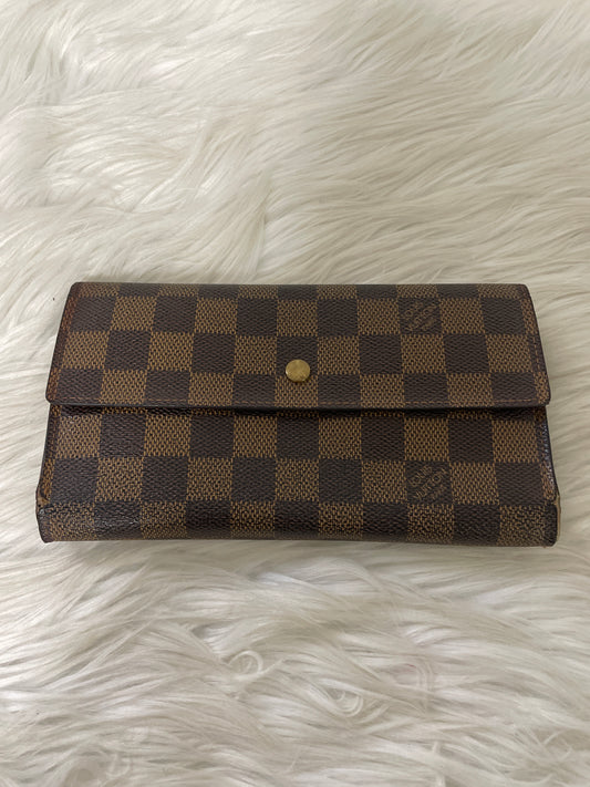 Louis Vuitton Brown Wallets A-15268