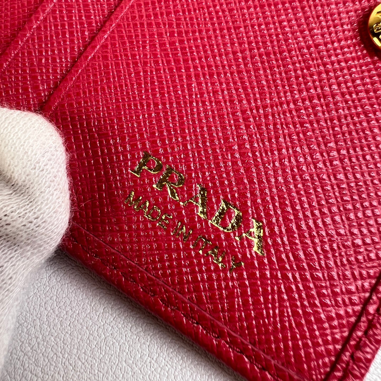 Prada Pink Small goods A-15271