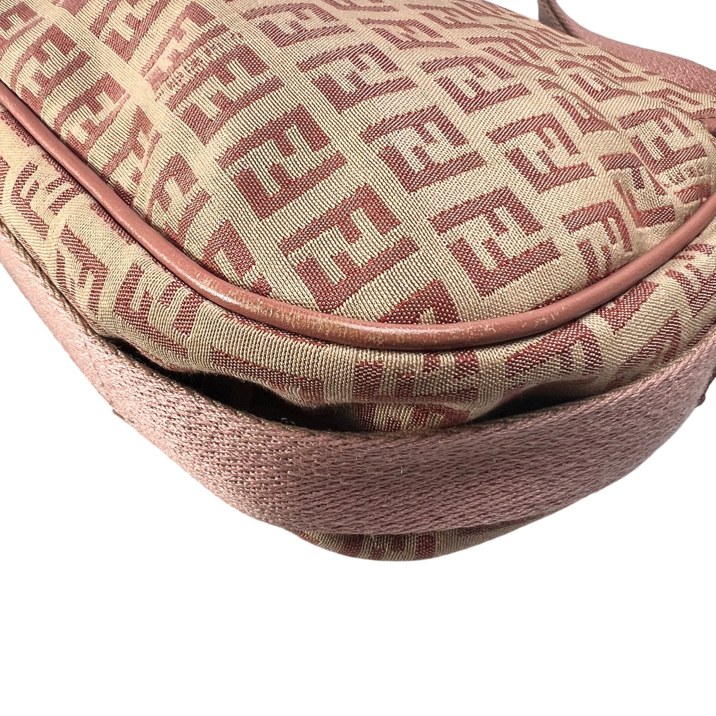 Fendi Pink Shoulder Bags A-15273