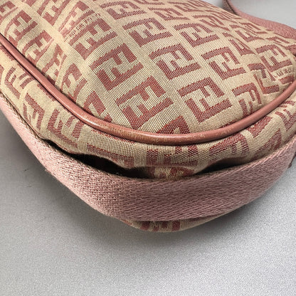 Fendi Pink Shoulder Bags A-15273