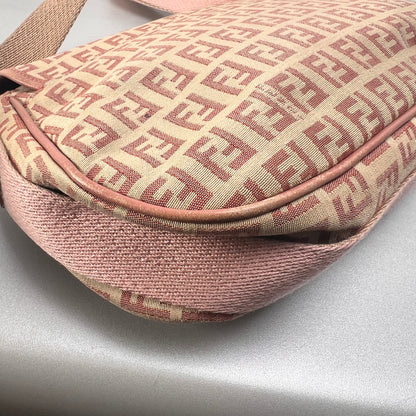 Fendi Pink Shoulder Bags A-15273