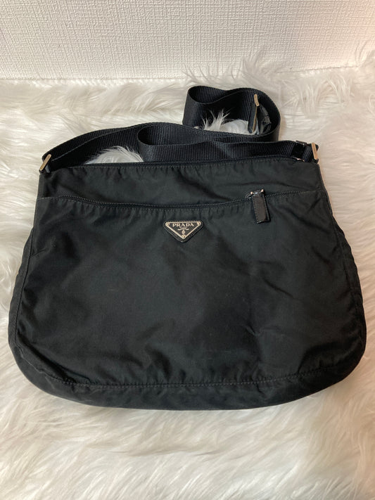 Prada ブラック系 Shoulder Bags A-15277