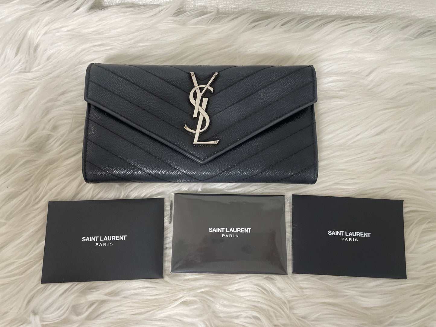 Saint Laurent Black Wallets A-15281