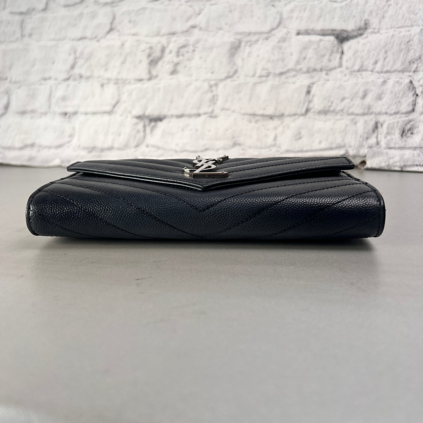 Saint Laurent Black Wallets A-15281