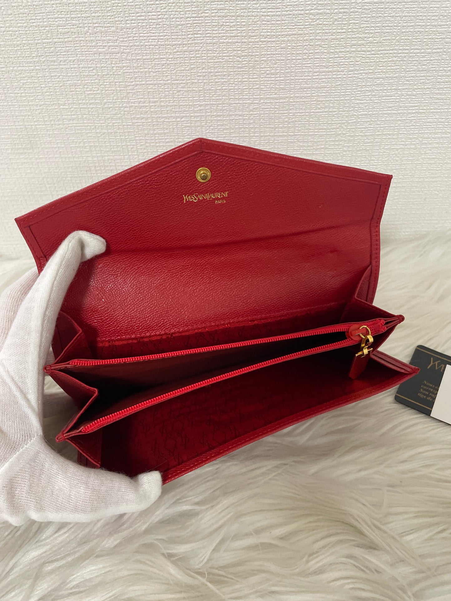 Saint Laurent Red Wallets A-15284