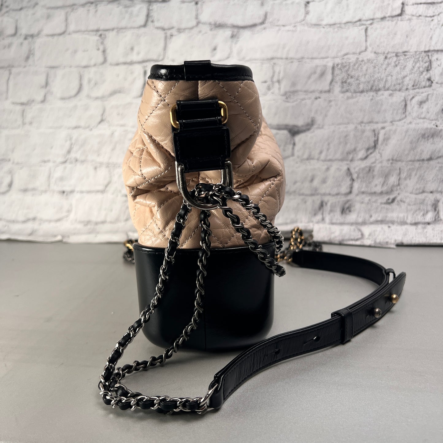 Chanel Beige Handle Bags A-15301