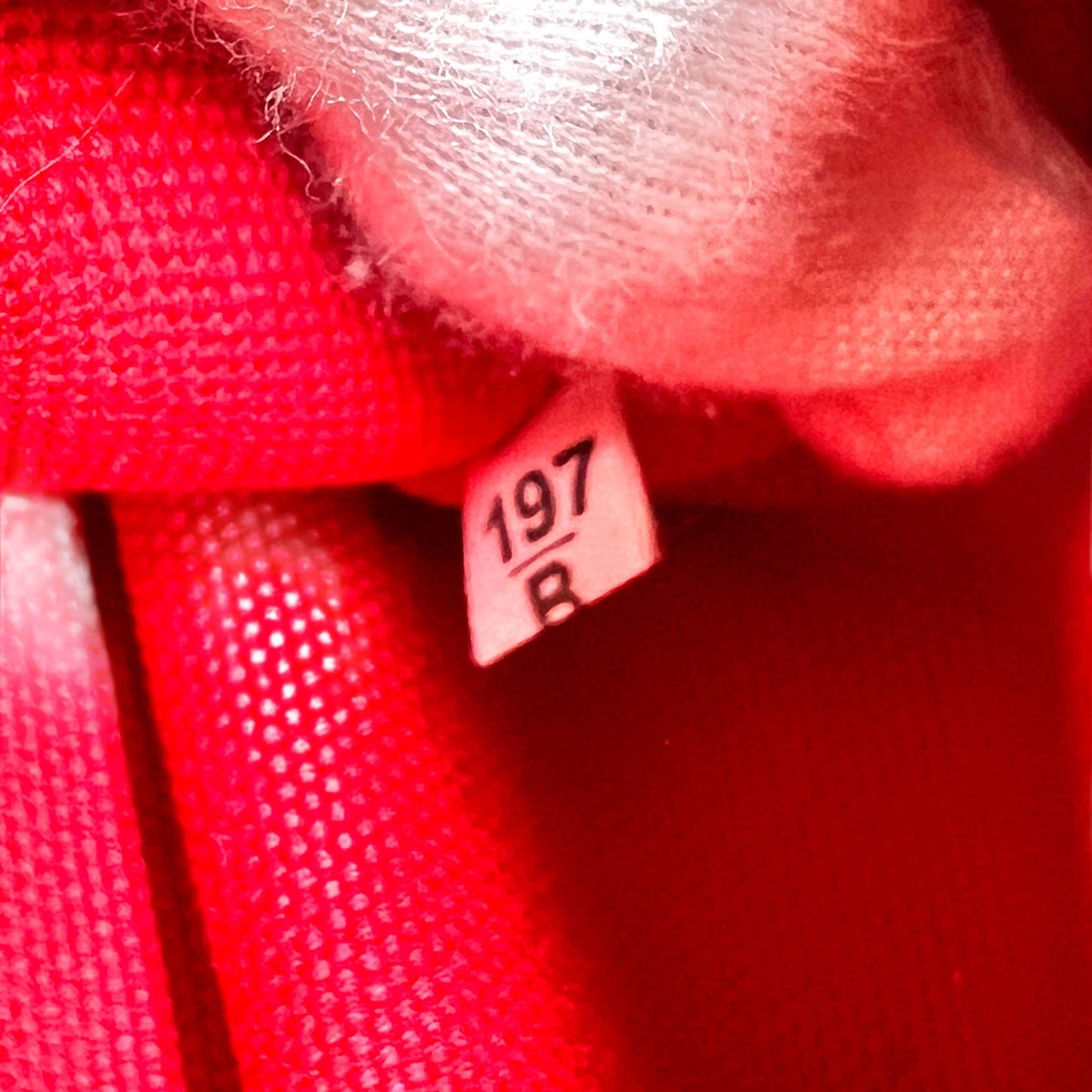 Prada Red Tote Bags A-15312
