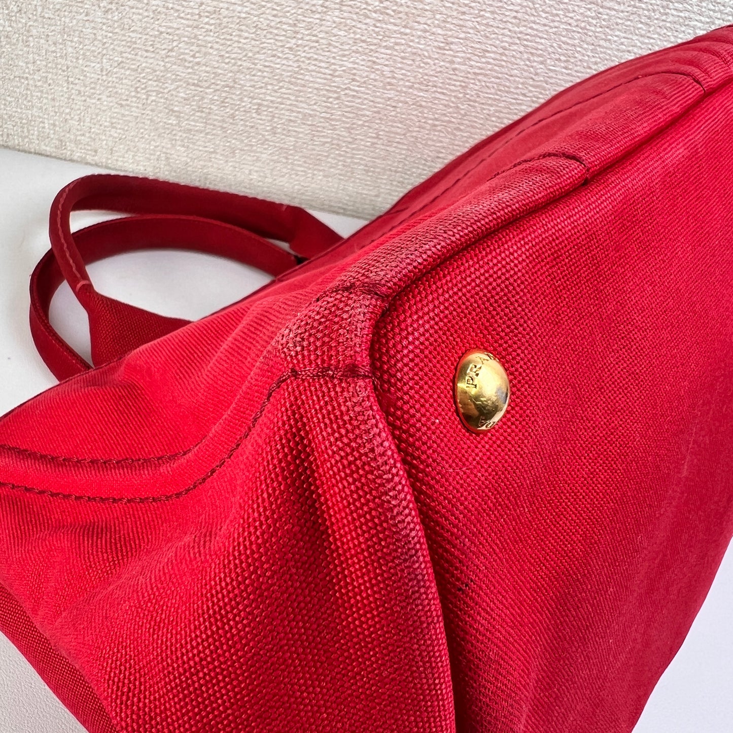 Prada Red Tote Bags A-15312