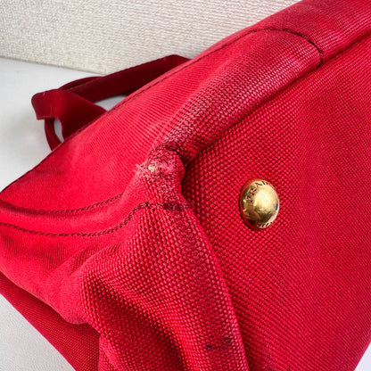 Prada Red Tote Bags A-15312
