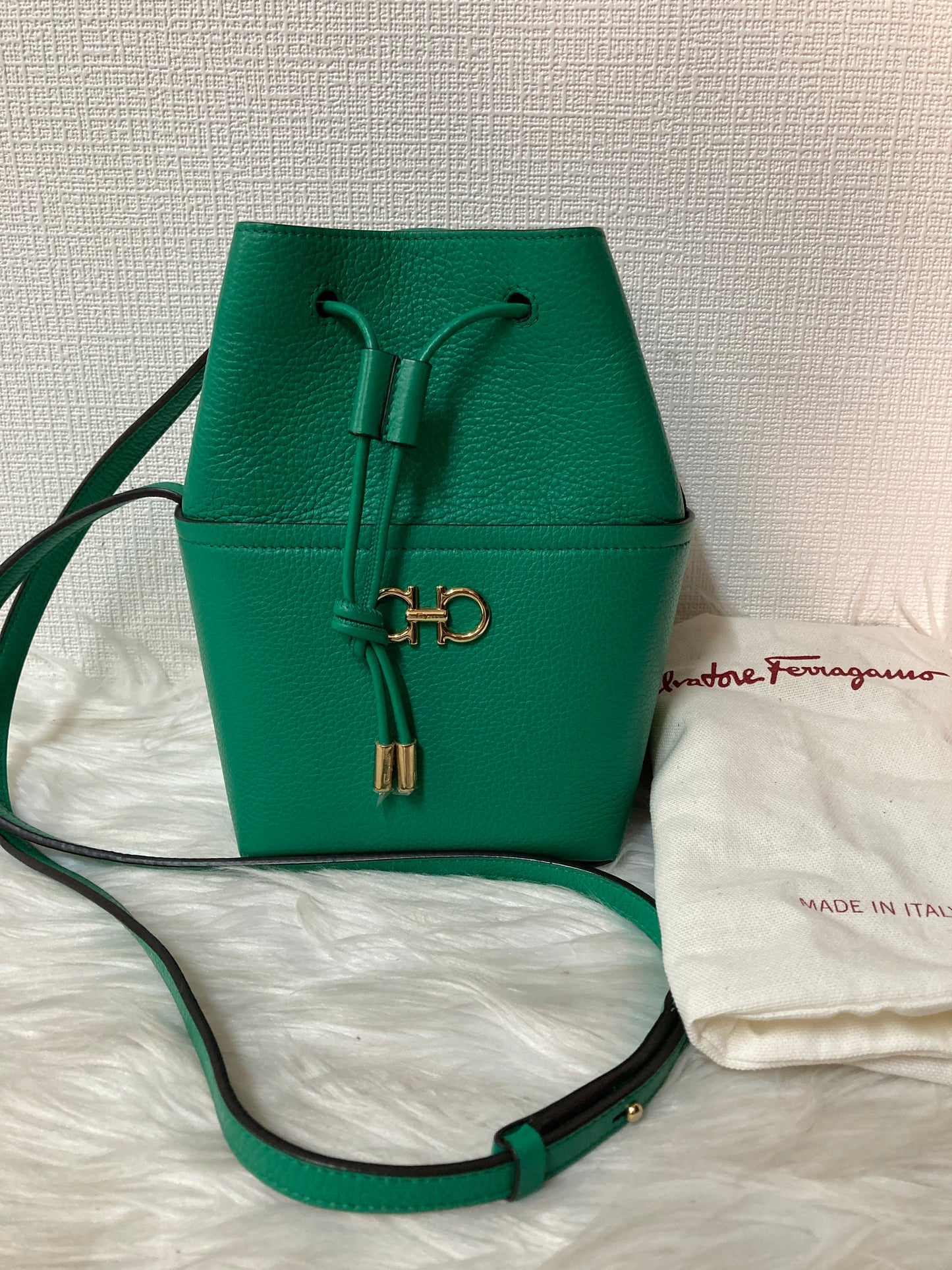 Ferragamo グリーン系 Handle Bags A-15317