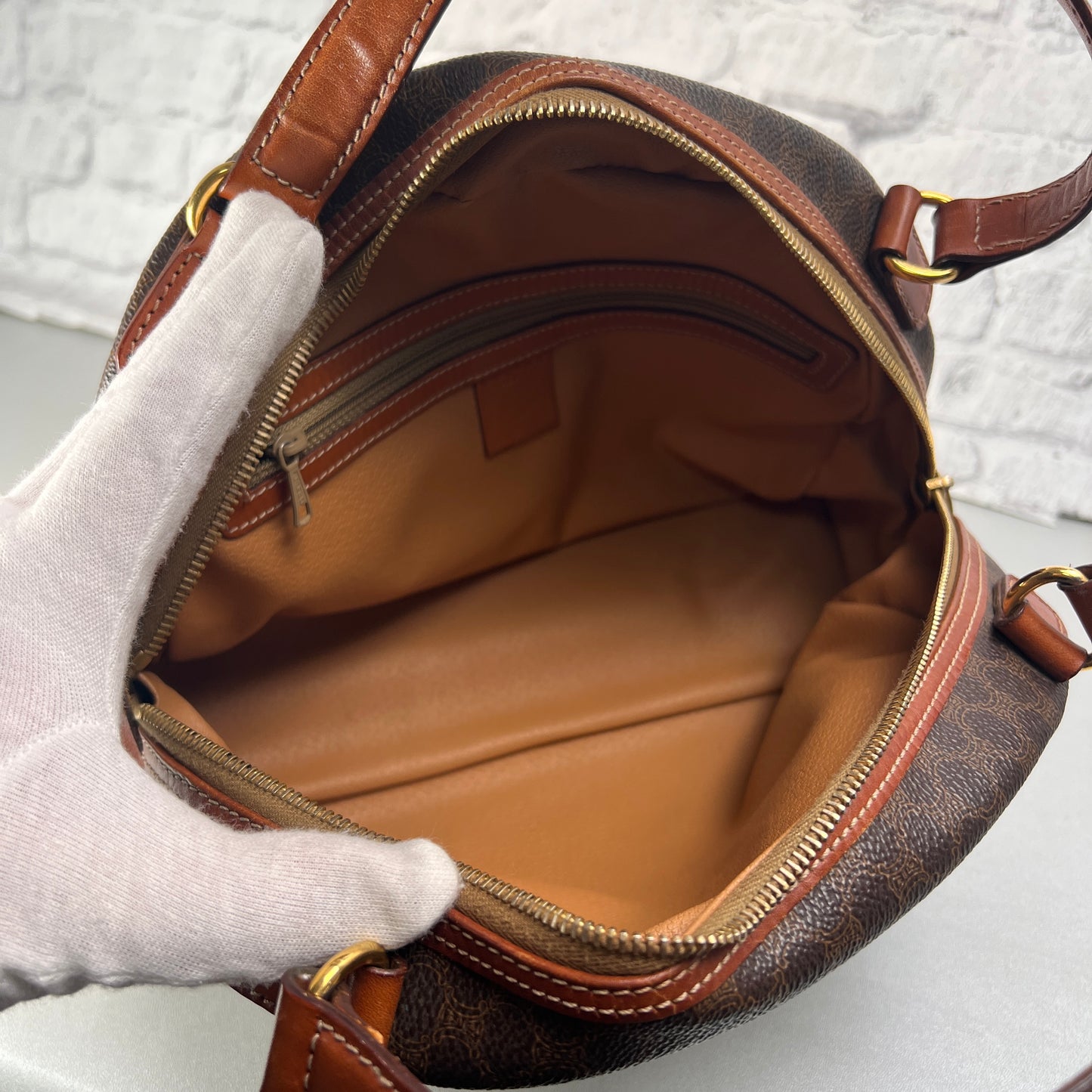 Celine Brown Handle Bags A-15325