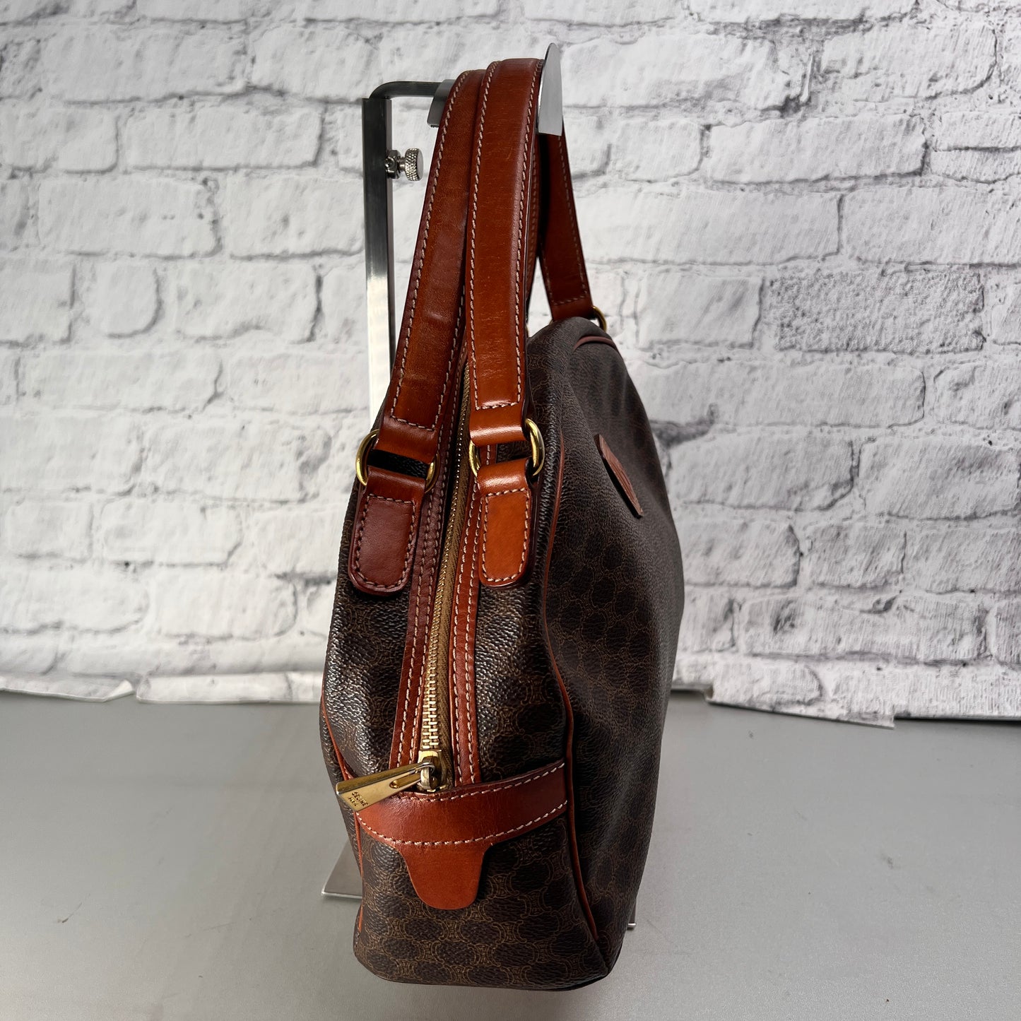 Celine Brown Handle Bags A-15325