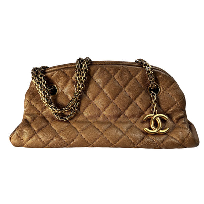 Chanel Gold Shoulder Bags A-15327