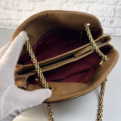 Chanel Gold Shoulder Bags A-15327