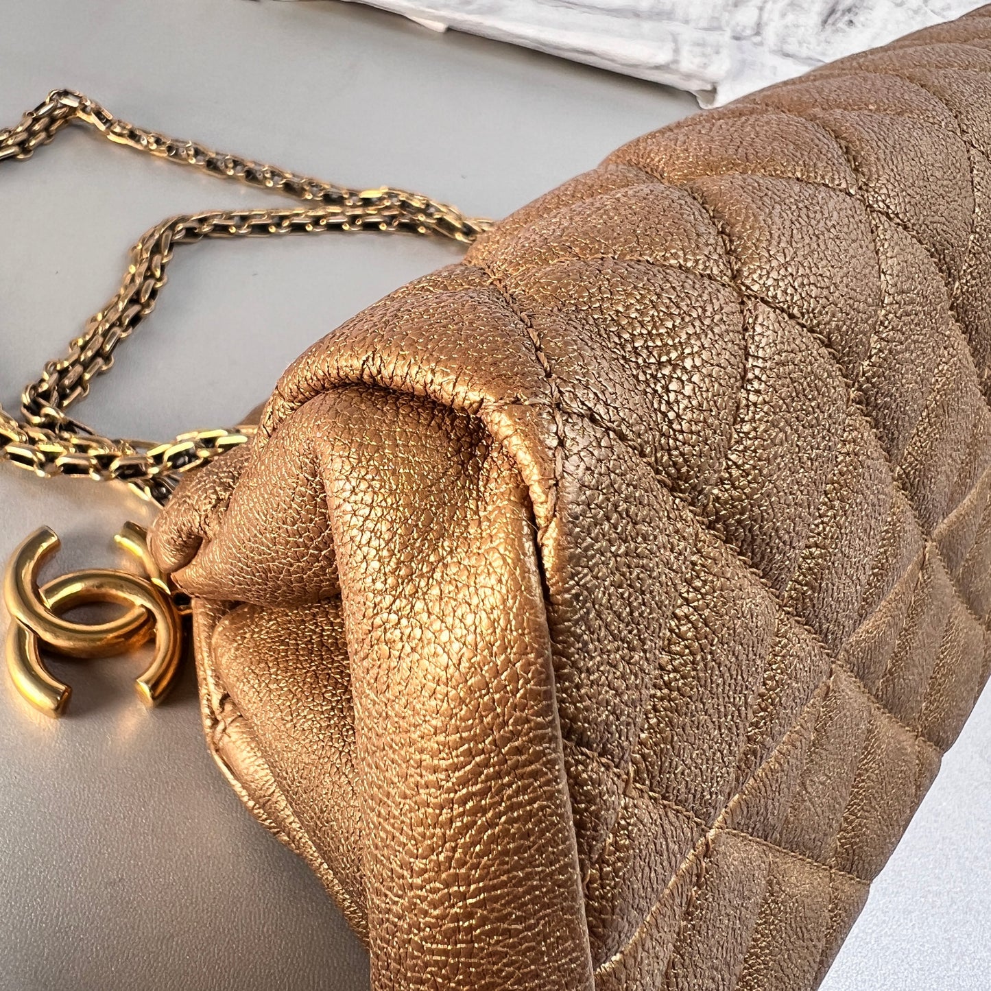 Chanel Gold Shoulder Bags A-15327
