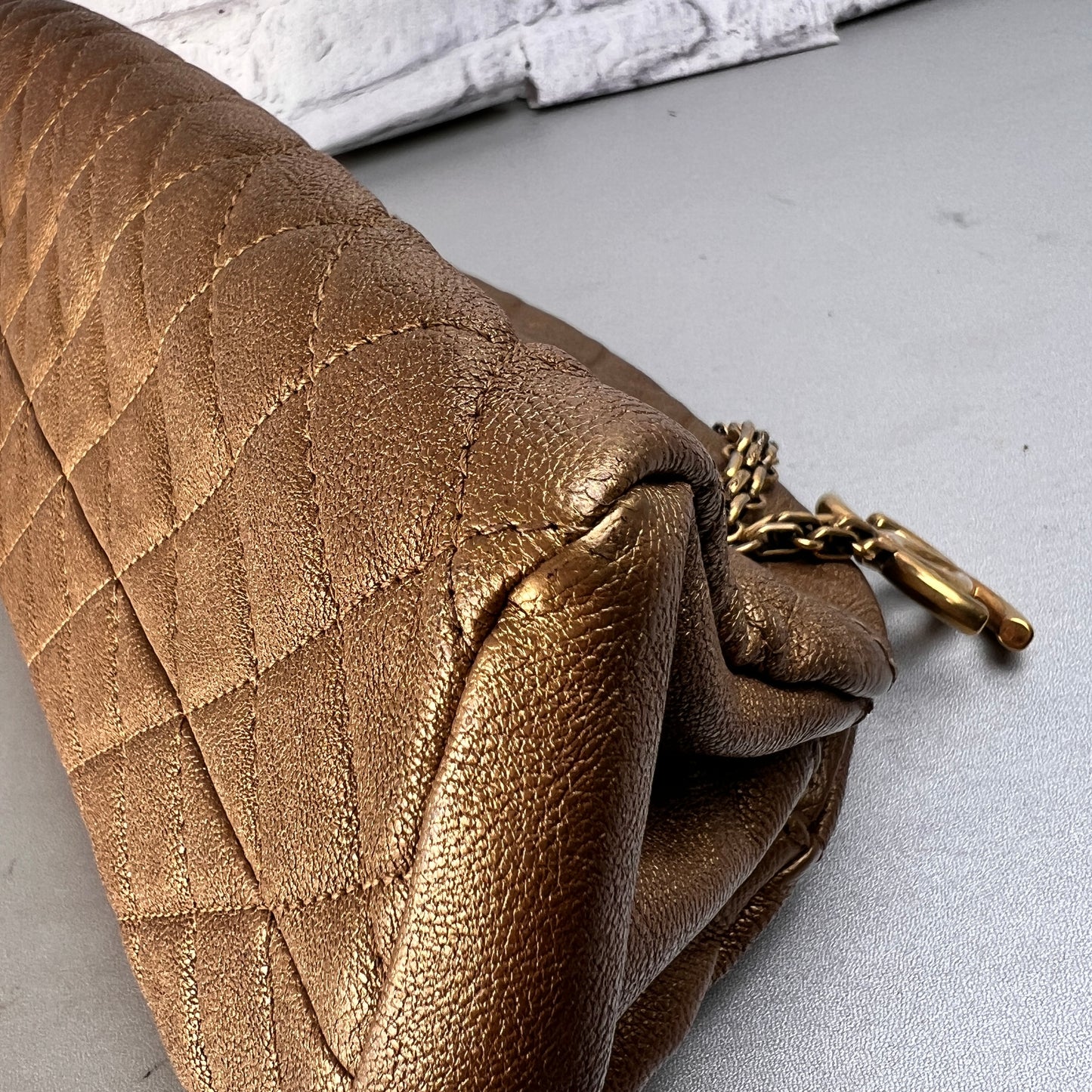 Chanel Gold Shoulder Bags A-15327