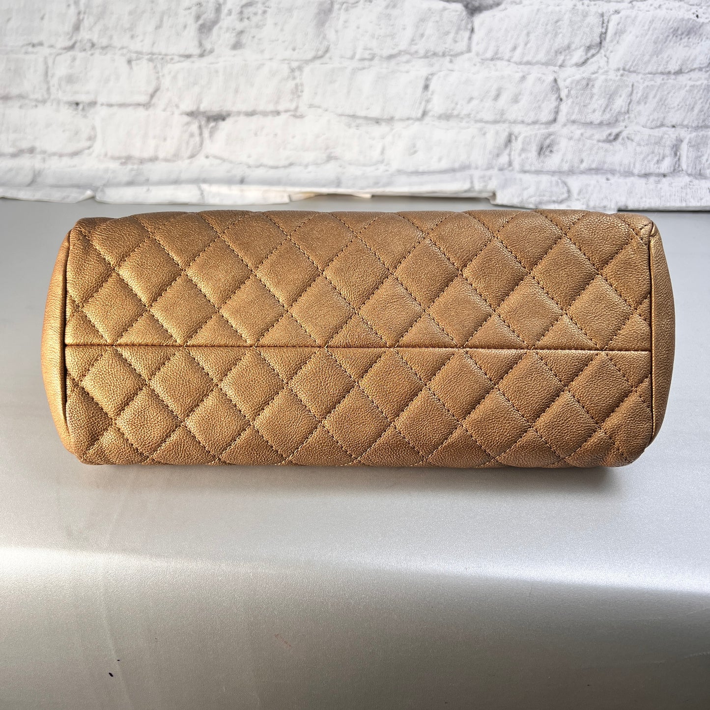 Chanel Gold Shoulder Bags A-15327