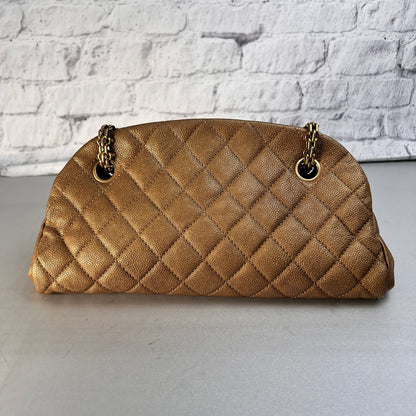 Chanel Gold Shoulder Bags A-15327