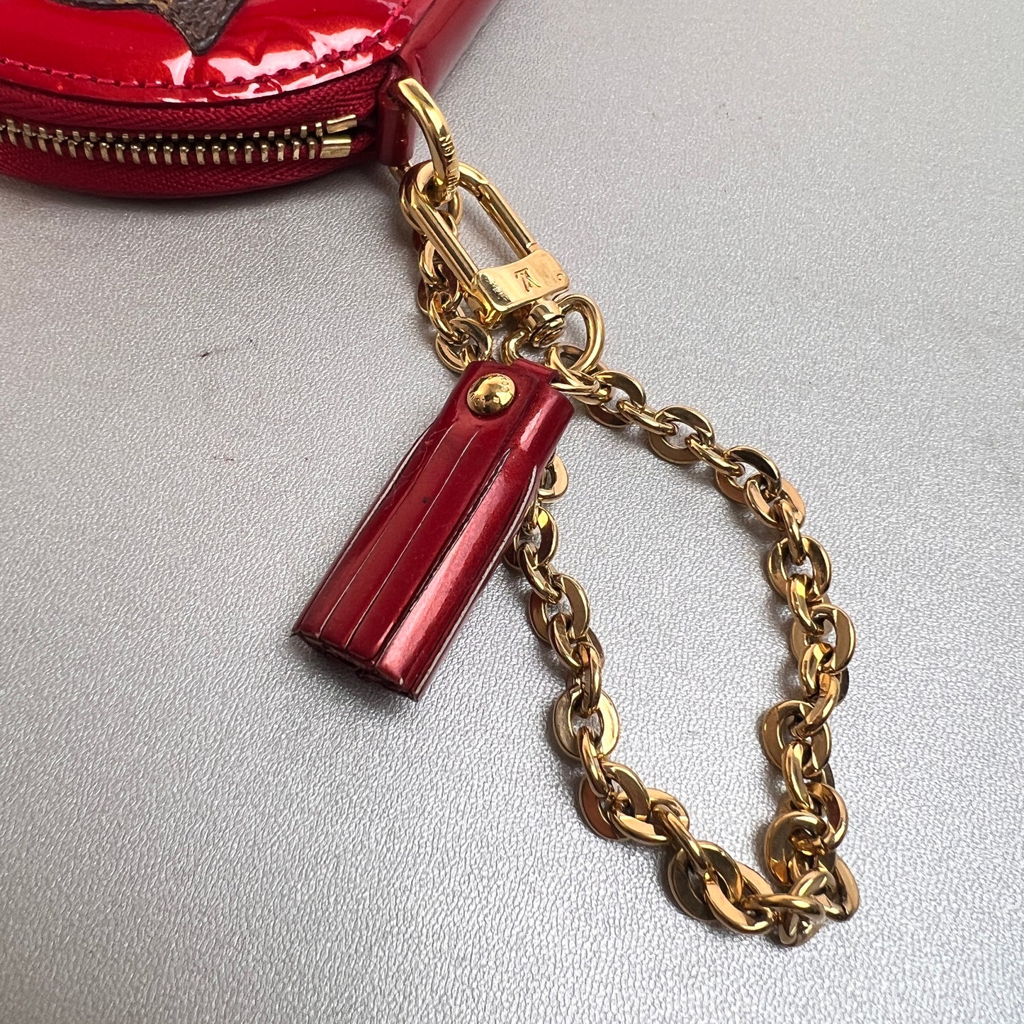 Louis Vuitton Red Wallets A-15335