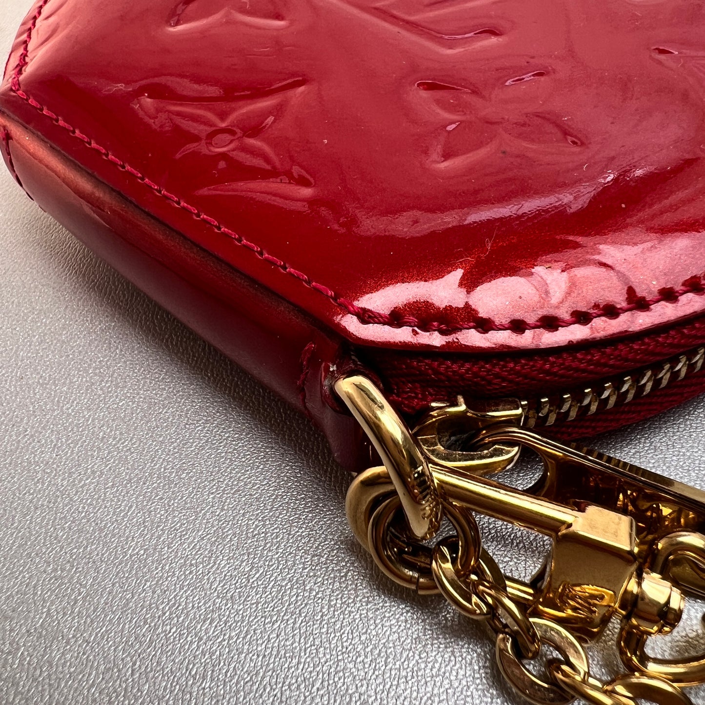 Louis Vuitton Red Wallets A-15335