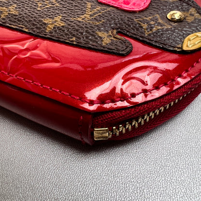 Louis Vuitton Red Wallets A-15335