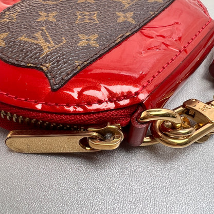 Louis Vuitton Red Wallets A-15335