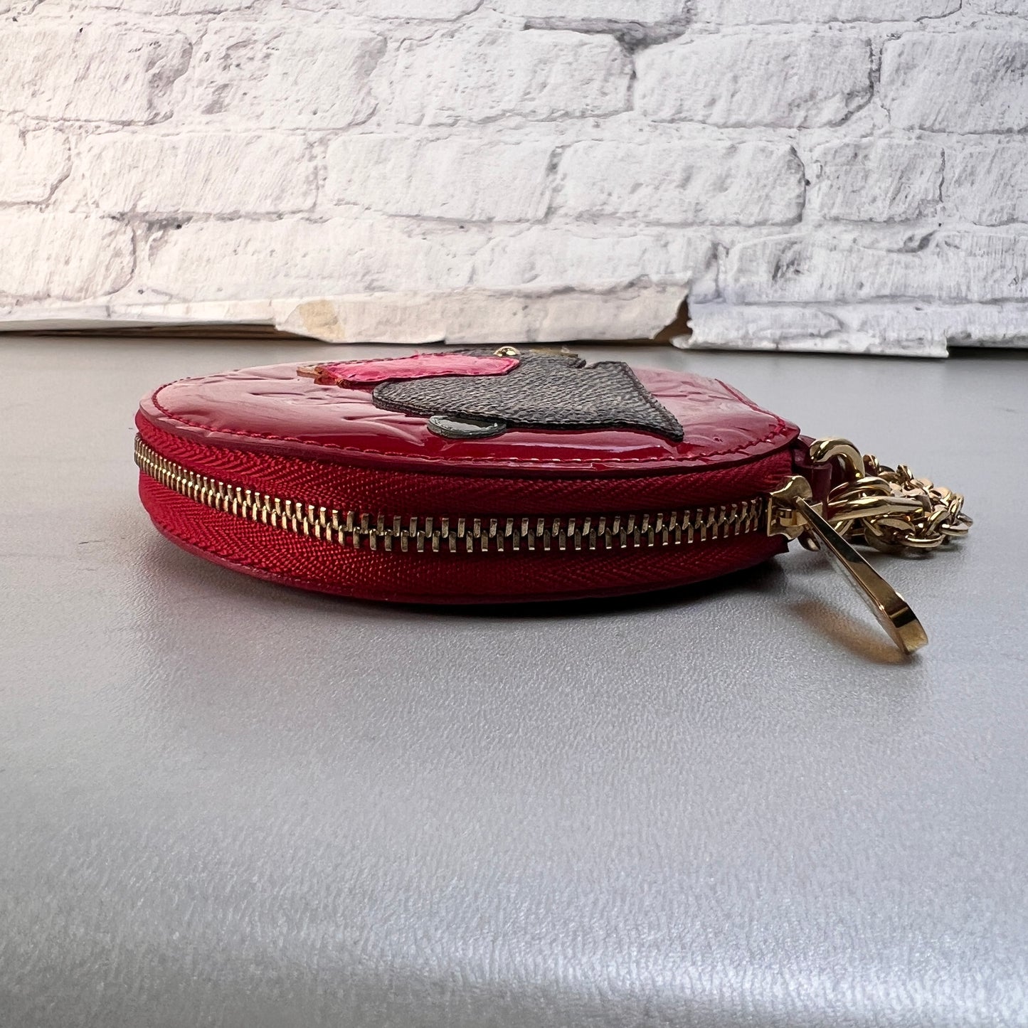 Louis Vuitton Red Wallets A-15335