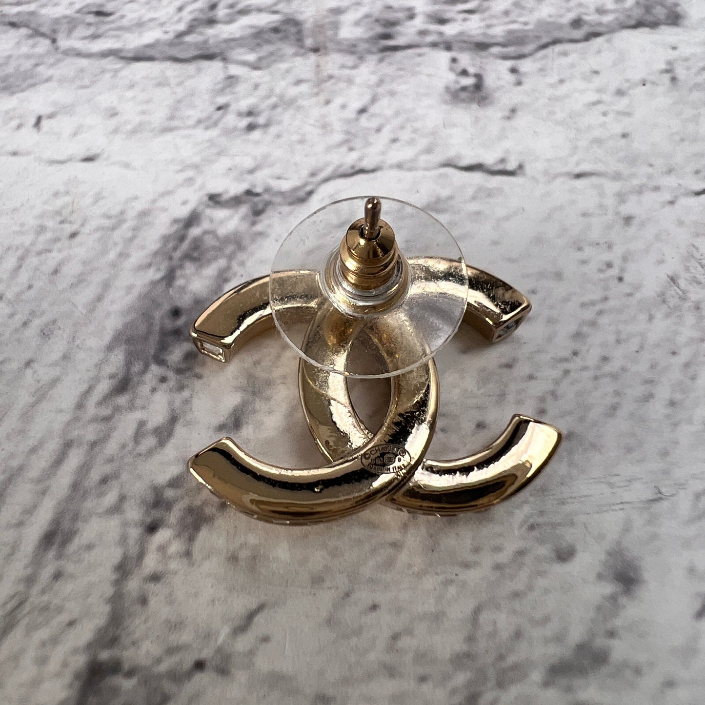Chanel Gold Earrings A-15344