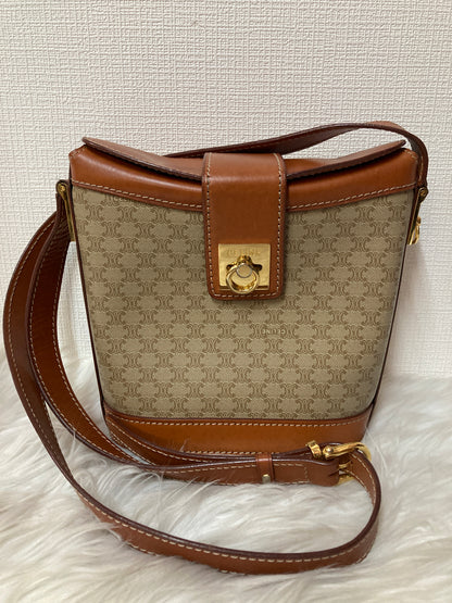 Celine Beige Shoulder Bags A-15349