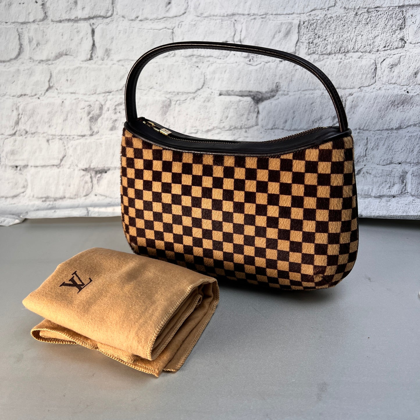 Louis Vuitton Multicolor Handle Bags A-15356