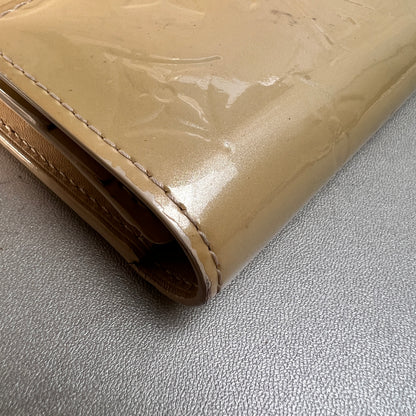 Louis Vuitton Beige Wallets A-15361