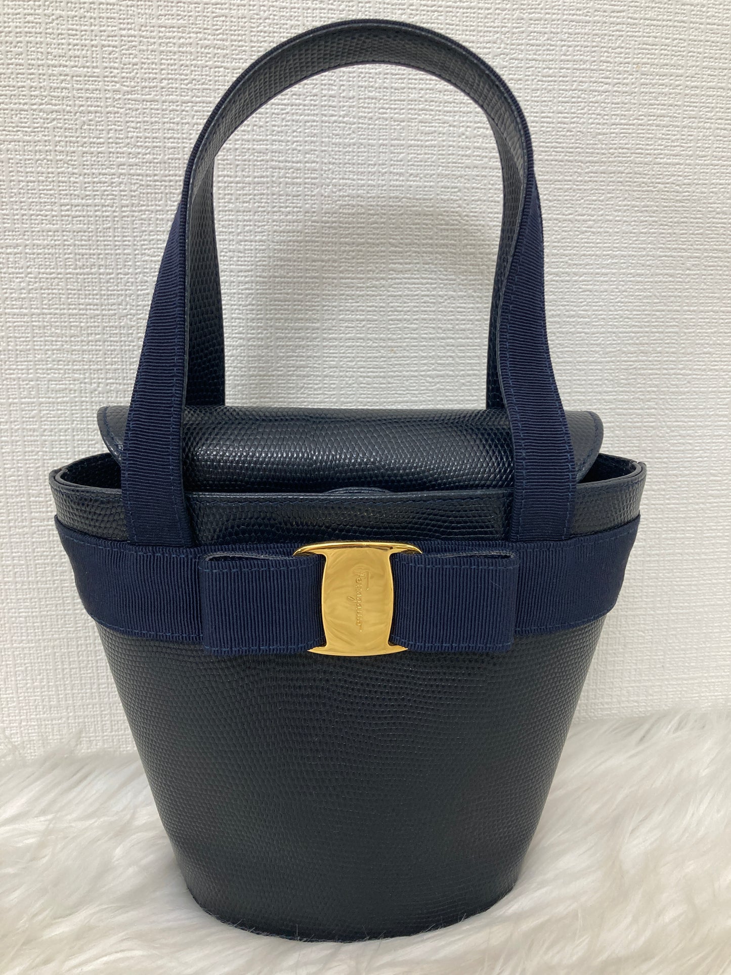 Ferragamo Blue Handle Bags A-15362
