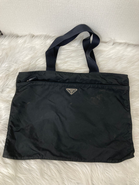 Prada Black Tote Bags A-15366