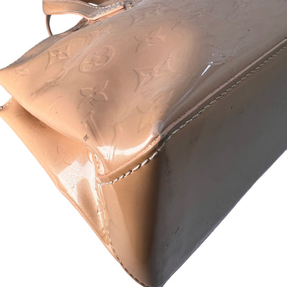 Louis Vuitton Beige Tote Bags A-15367