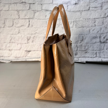Louis Vuitton Beige Tote Bags A-15367