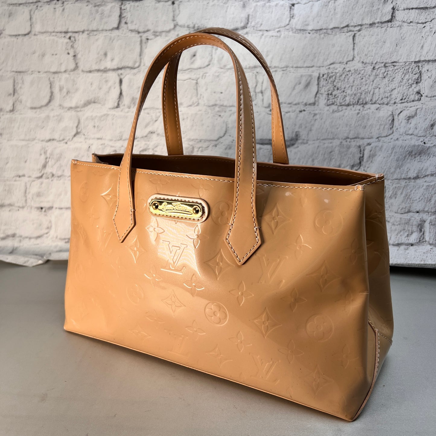 Louis Vuitton Beige Tote Bags A-15367